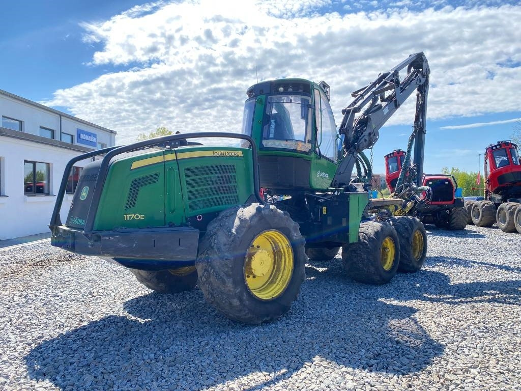 John Deere 1170 E - Harvestor: obrázek 3 John Deere 1170 E - Harvestor: obrázek 3