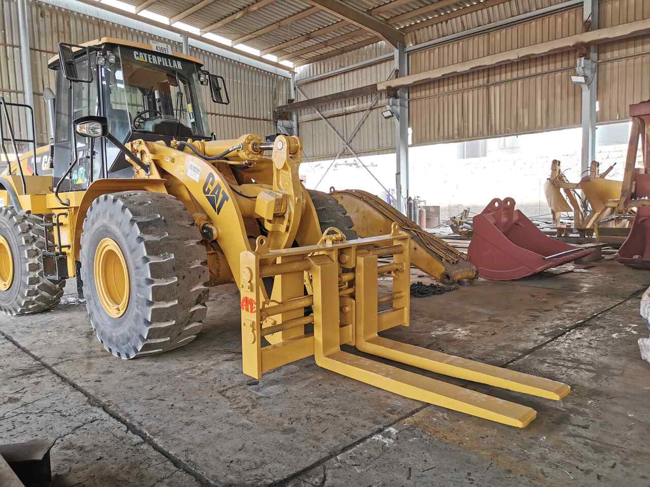 AME Hydraulic Pallet Fork - Vidle pro Kolový nakladač: obrázek 4 AME Hydraulic Pallet Fork - Vidle pro Kolový nakladač: obrázek 4