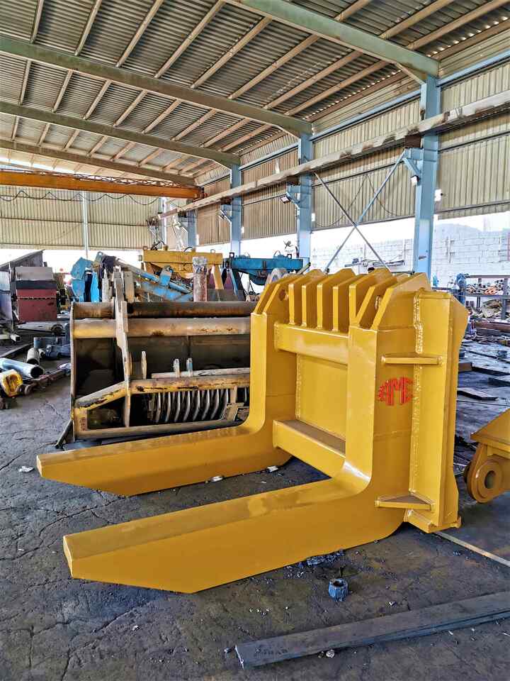 Marble Block Fork - Vidle pro Kolový nakladač: obrázek 2 Marble Block Fork - Vidle pro Kolový nakladač: obrázek 2