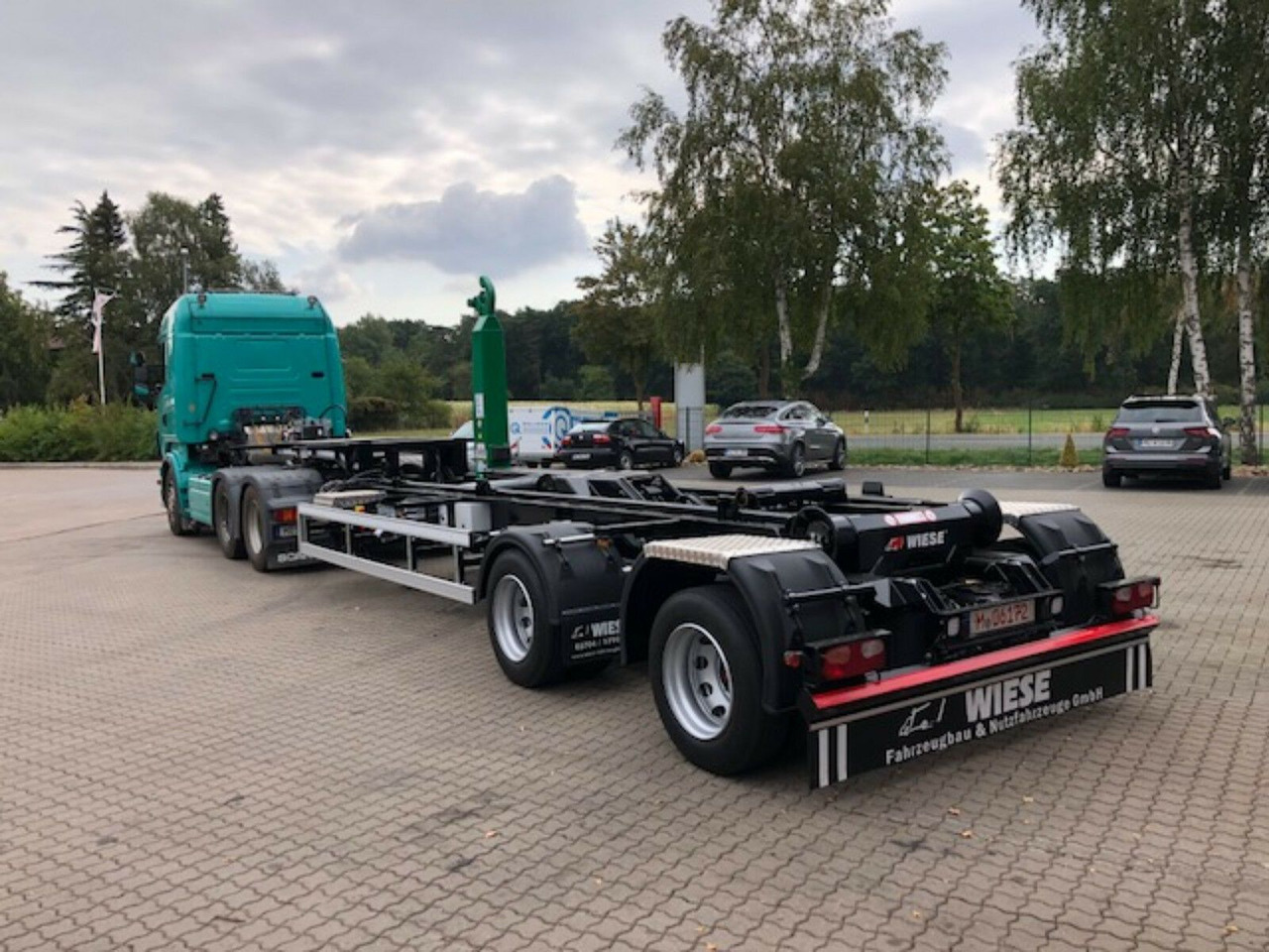 Auflieger Abrollkipper Hakenlift Hooklift - Kontejnerovy návěs/ Výměnná nástavba: obrázek 1 Auflieger Abrollkipper Hakenlift Hooklift - Kontejnerovy návěs/ Výměnná nástavba: obrázek 1