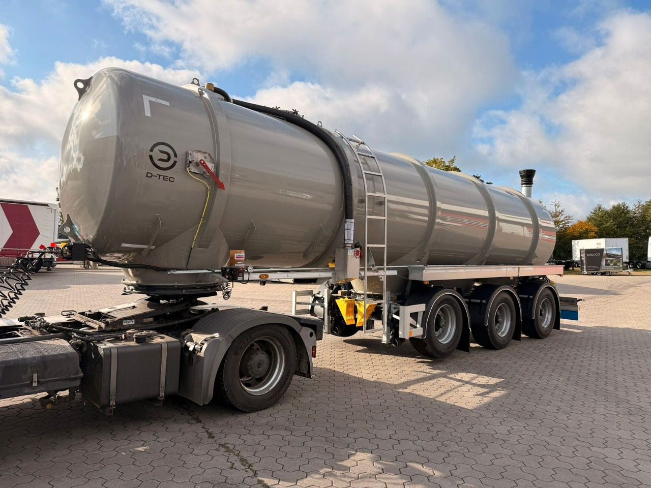 D-TEC Gülletanker 30m³ mit Zwangslenkung - Cisternový návěs: obrázek 5 D-TEC Gülletanker 30m³ mit Zwangslenkung - Cisternový návěs: obrázek 5