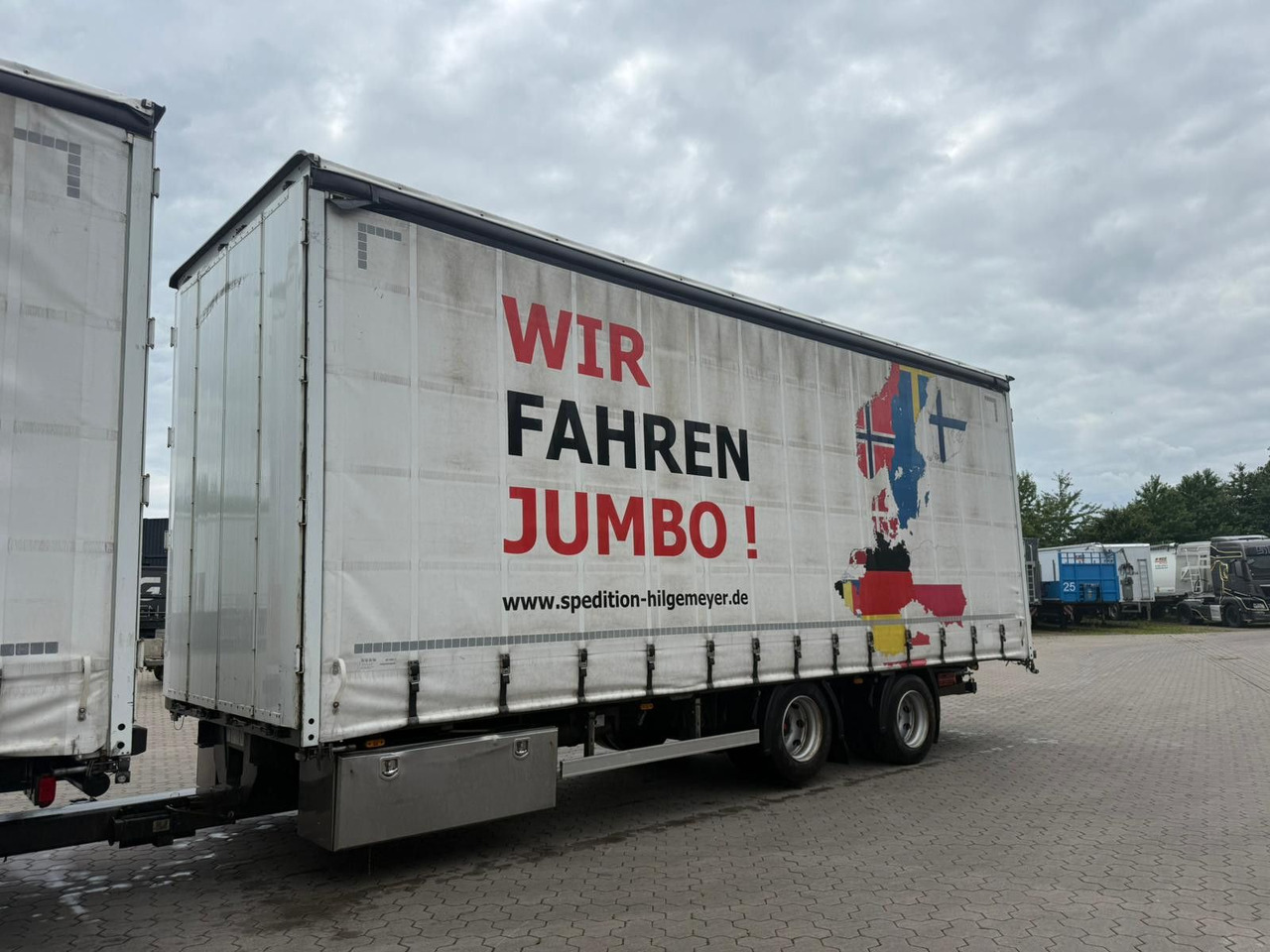 FBL Tandem Anhänger Volumen Inklusive LKW!! - Plachtový přívěs: obrázek 4 FBL Tandem Anhänger Volumen Inklusive LKW!! - Plachtový přívěs: obrázek 4
