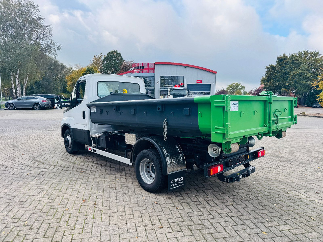 Iveco Daily 70C18H Hyva Abrollkipper - Hákový nosič kontejnerů: obrázek 2 Iveco Daily 70C18H Hyva Abrollkipper - Hákový nosič kontejnerů: obrázek 2