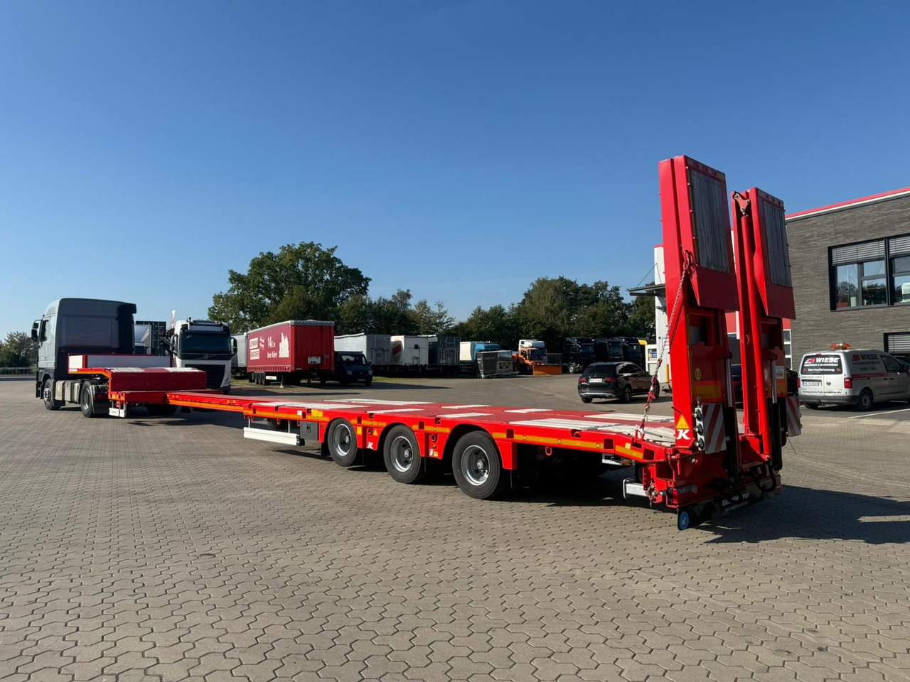 Kässbohrer K.SLA 3 / 1N-18/30 Ausziehbarer Tieflader - Podvalníkový návěs: obrázek 4 Kässbohrer K.SLA 3 / 1N-18/30 Ausziehbarer Tieflader - Podvalníkový návěs: obrázek 4