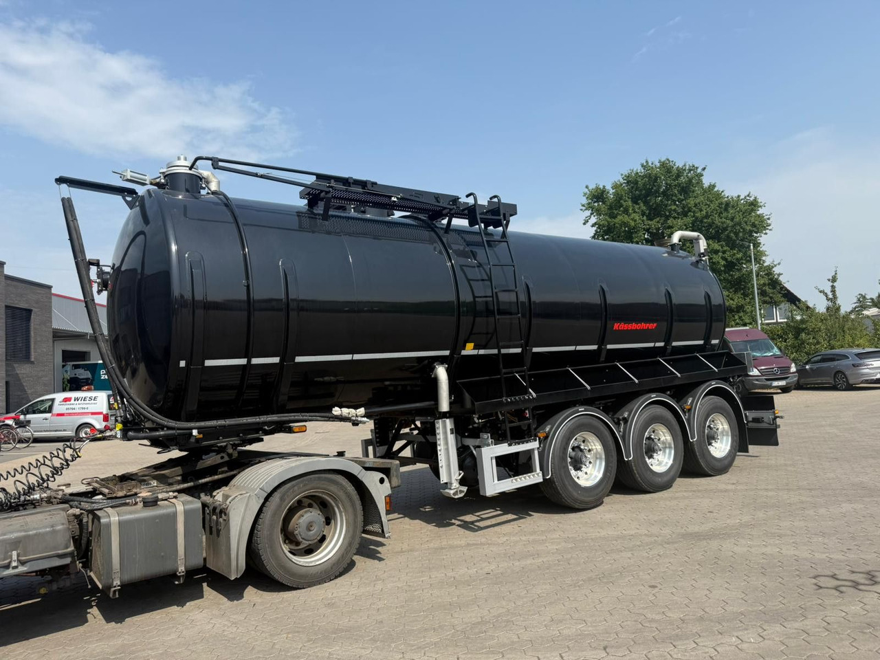 Kässbohrer K.STN L 30 Edelstahl Tanker Gülle Naturabfall - Cisternový návěs: obrázek 4 Kässbohrer K.STN L 30 Edelstahl Tanker Gülle Naturabfall - Cisternový návěs: obrázek 4