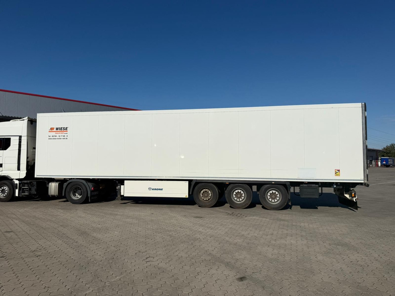 Krone SDR 27 Tiefkühl Auflieger Doppelstock Carrier - Skříňový návěs: obrázek 3 Krone SDR 27 Tiefkühl Auflieger Doppelstock Carrier - Skříňový návěs: obrázek 3
