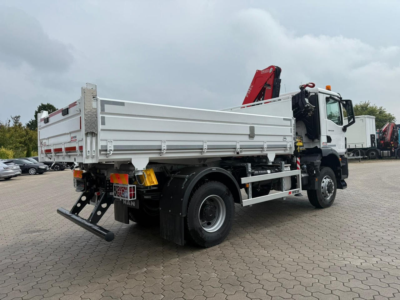 MAN 18.320 4x4 mit Fassi Ladekran Sofort Verfügbar - Auto s hydraulickou rukou: obrázek 4 MAN 18.320 4x4 mit Fassi Ladekran Sofort Verfügbar - Auto s hydraulickou rukou: obrázek 4