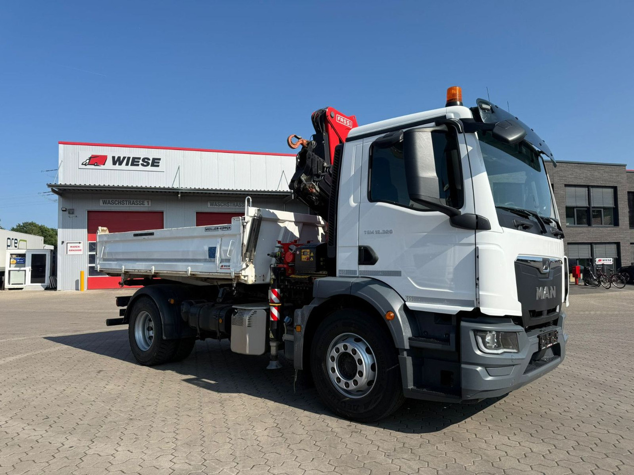 MAN TGM 18.320 4x2 BB mit Fassi F135 Kipper Kran - Sklápěč, Auto s hydraulickou rukou: obrázek 5 MAN TGM 18.320 4x2 BB mit Fassi F135 Kipper Kran - Sklápěč, Auto s hydraulickou rukou: obrázek 5