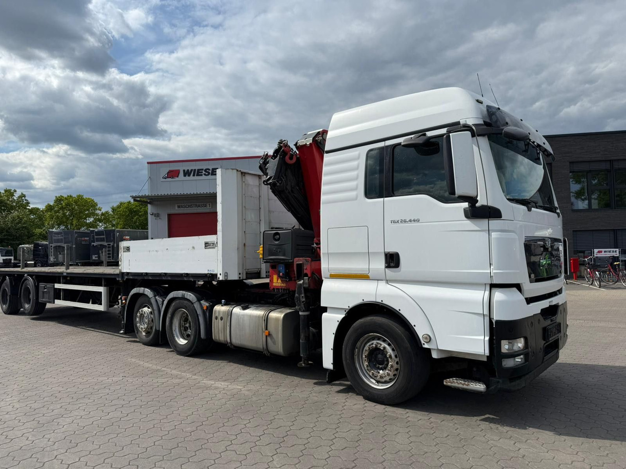 MAN TGX 26.440 6x2 mit HMF 3000-5 Kran - Auto s hydraulickou rukou: obrázek 1 MAN TGX 26.440 6x2 mit HMF 3000-5 Kran - Auto s hydraulickou rukou: obrázek 1