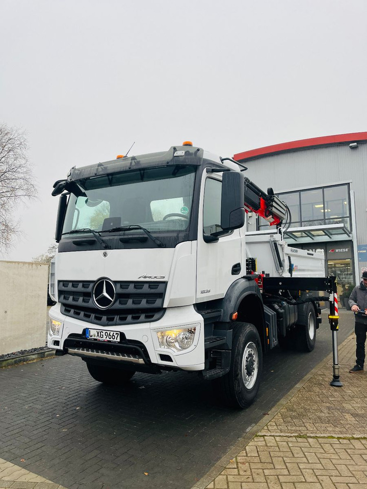 Mercedes-Benz Arocs 1835 4x4 Meiller Fassi F135 Kran Kipper - Sklápěč, Auto s hydraulickou rukou: obrázek 5 Mercedes-Benz Arocs 1835 4x4 Meiller Fassi F135 Kran Kipper - Sklápěč, Auto s hydraulickou rukou: obrázek 5