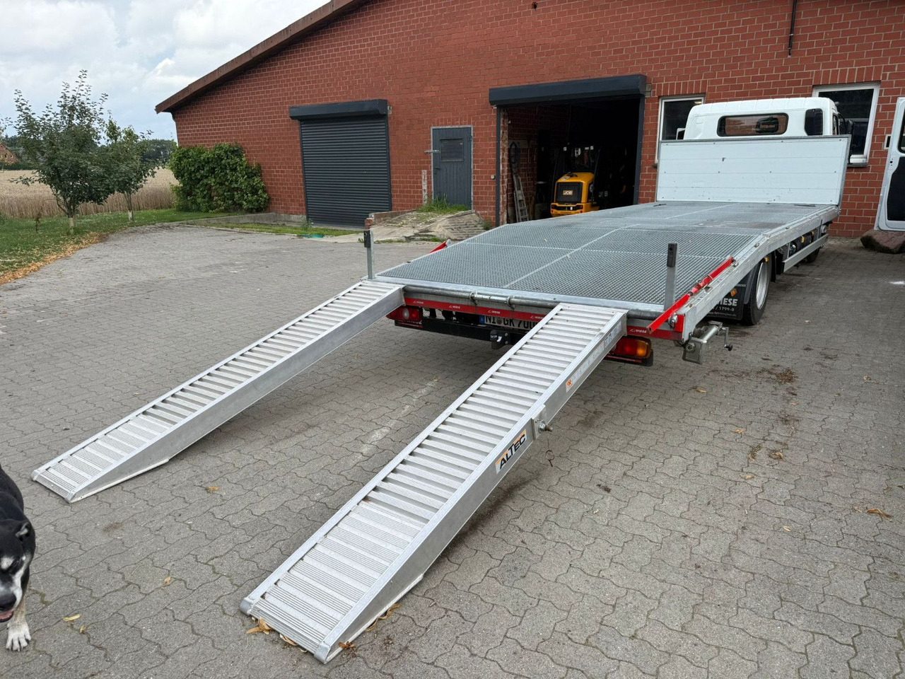 Mitsubishi Fuso Canter 7C18 Arbeitsbühnentransporter - Přepravník automobilů: obrázek 2 Mitsubishi Fuso Canter 7C18 Arbeitsbühnentransporter - Přepravník automobilů: obrázek 2