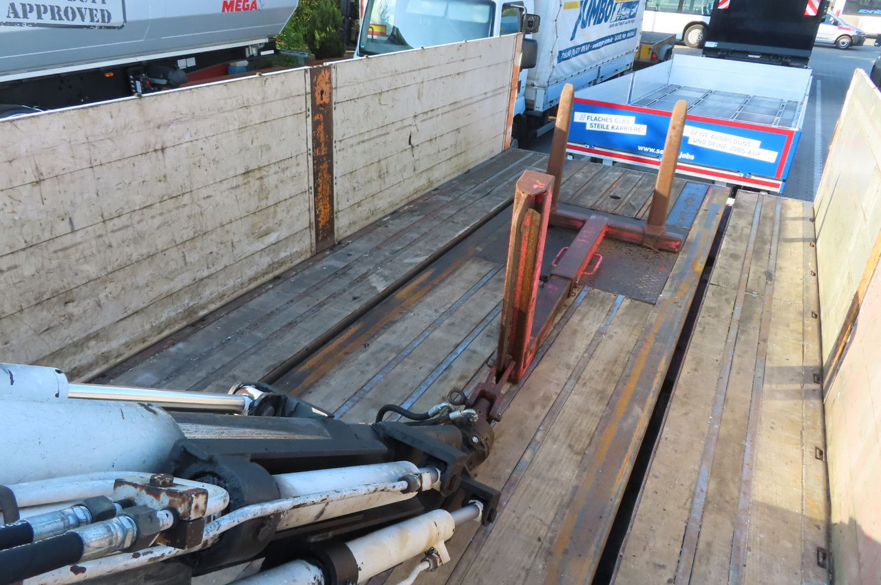 Rollkran Auflieger Kennis - Návěs valník/ Plato: obrázek 3 Rollkran Auflieger Kennis - Návěs valník/ Plato: obrázek 3