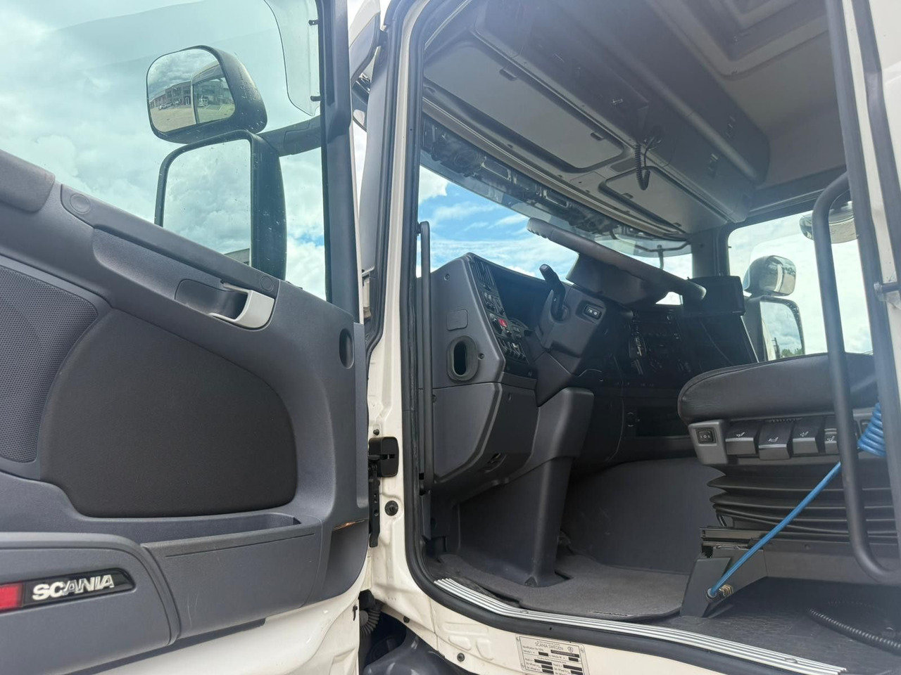 Přepravník automobilů Scania G450 Baumaschinentransporter mit Rampen: obrázek 7