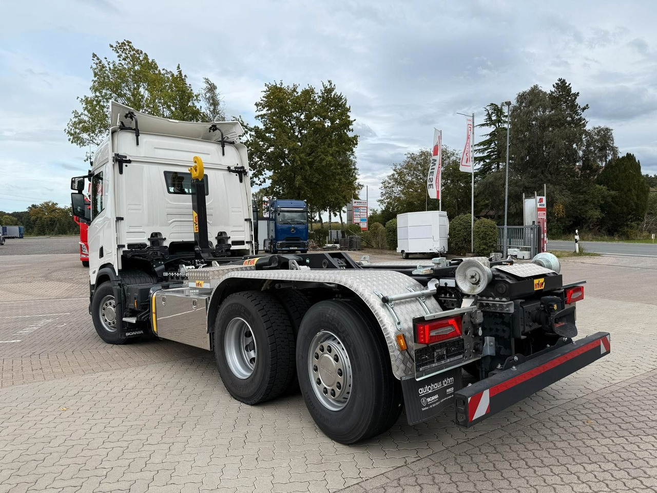 Scania R460 6x2 - Abrollkipper - Sofort Verfügbar! - Hákový nosič kontejnerů: obrázek 2 Scania R460 6x2 - Abrollkipper - Sofort Verfügbar! - Hákový nosič kontejnerů: obrázek 2