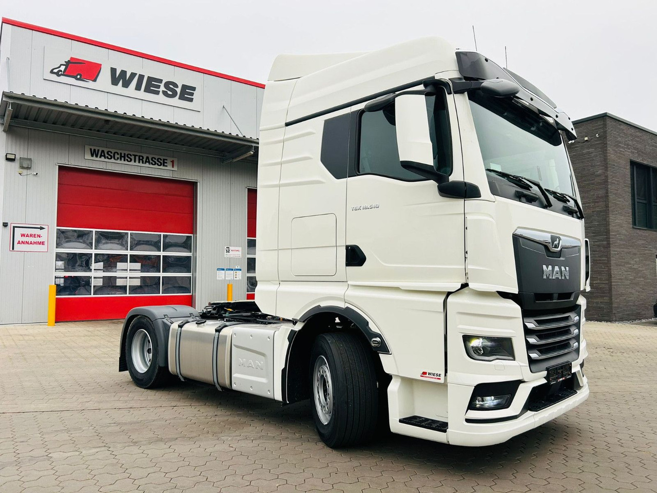 MAN TGX 18.510 4x2 BL 2 Kreis Hydraulik - Tahač: obrázek 2 MAN TGX 18.510 4x2 BL 2 Kreis Hydraulik - Tahač: obrázek 2