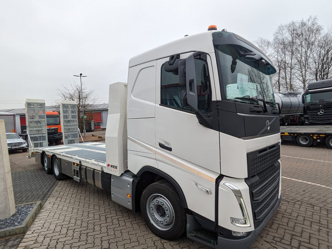 Volvo FH 420 Maschinentransporter Rampennen. - Odtahovka: obrázek 2 Volvo FH 420 Maschinentransporter Rampennen. - Odtahovka: obrázek 2