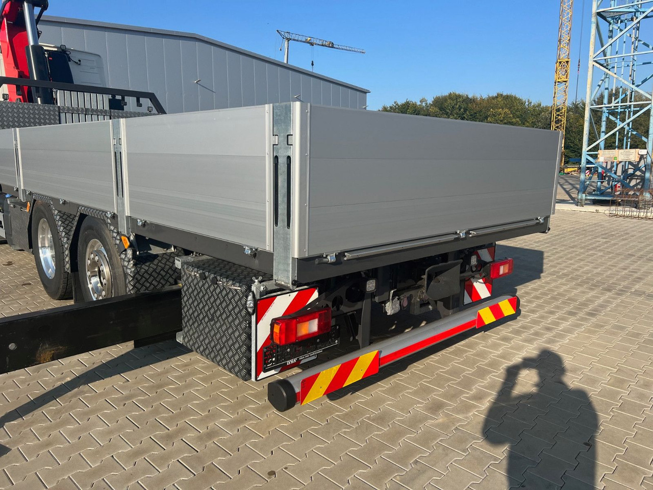 Volvo FH 500 8x2 Kran F710 RA2.26 - Nákladní automobil valníkový/ Plošinový, Auto s hydraulickou rukou: obrázek 3 Volvo FH 500 8x2 Kran F710 RA2.26 - Nákladní automobil valníkový/ Plošinový, Auto s hydraulickou rukou: obrázek 3