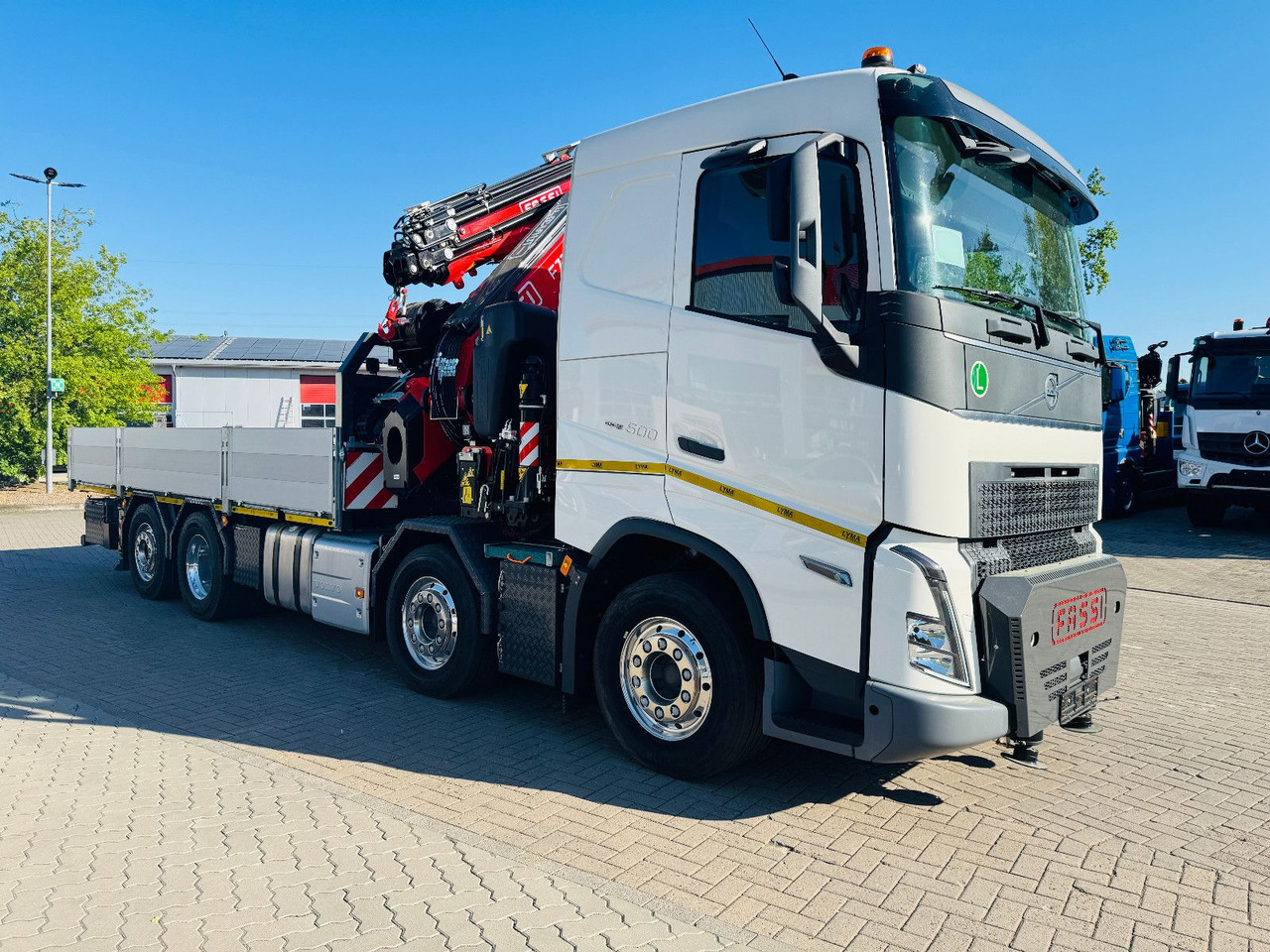 Volvo FH 500 8x2 mit F710RA.2.27 L426 und V20 Winde - Nákladní automobil valníkový/ Plošinový, Auto s hydraulickou rukou: obrázek 2 Volvo FH 500 8x2 mit F710RA.2.27 L426 und V20 Winde - Nákladní automobil valníkový/ Plošinový, Auto s hydraulickou rukou: obrázek 2