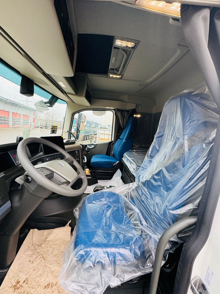 Volvo FH 500 8x4 Kran F710 RA2.27 Jib & Winde Sofort - Auto s hydraulickou rukou: obrázek 5 Volvo FH 500 8x4 Kran F710 RA2.27 Jib & Winde Sofort - Auto s hydraulickou rukou: obrázek 5