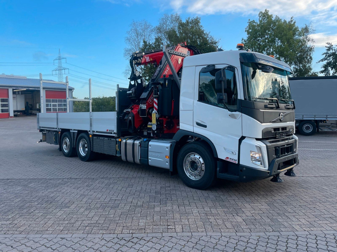Volvo FMX 500 FASSI Ladekran F545 JIB & Winde Sofort - Nákladní automobil valníkový/ Plošinový, Auto s hydraulickou rukou: obrázek 3 Volvo FMX 500 FASSI Ladekran F545 JIB & Winde Sofort - Nákladní automobil valníkový/ Plošinový, Auto s hydraulickou rukou: obrázek 3