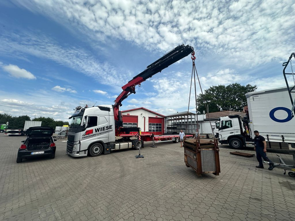 Wiese Stufensattel Tieflader mit Kran Fassi F545 - Návěs valník/ Plato: obrázek 2 Wiese Stufensattel Tieflader mit Kran Fassi F545 - Návěs valník/ Plato: obrázek 2