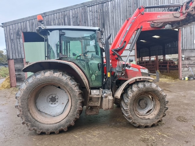 MASSEY FERGUSON 5711M - Traktor: obrázek 4 MASSEY FERGUSON 5711M - Traktor: obrázek 4