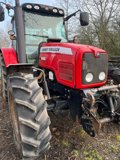 MASSEY FERGUSON 6480 DYNASHIFT - Traktor: obrázek 2 MASSEY FERGUSON 6480 DYNASHIFT - Traktor: obrázek 2