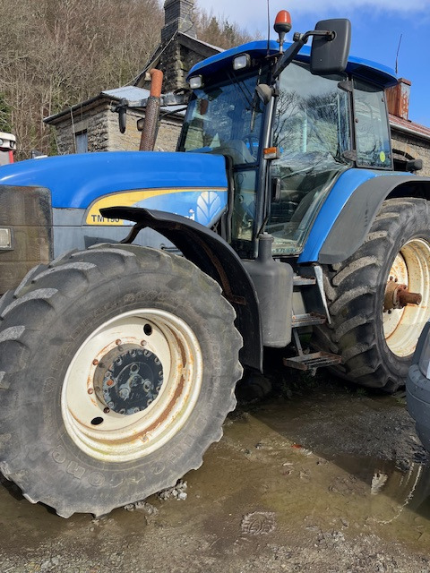 New Holland TM190 - Traktor: obrázek 1 New Holland TM190 - Traktor: obrázek 1