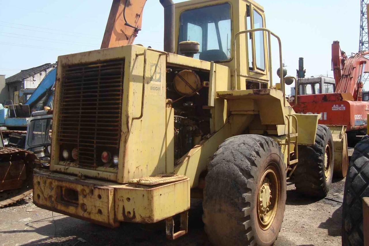 CATERPILLAR 950B - Kolový nakladač: obrázek 1 CATERPILLAR 950B - Kolový nakladač: obrázek 1