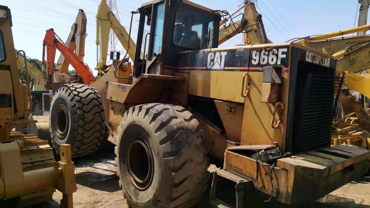 CATERPILLAR 966F - Kolový nakladač: obrázek 1 CATERPILLAR 966F - Kolový nakladač: obrázek 1