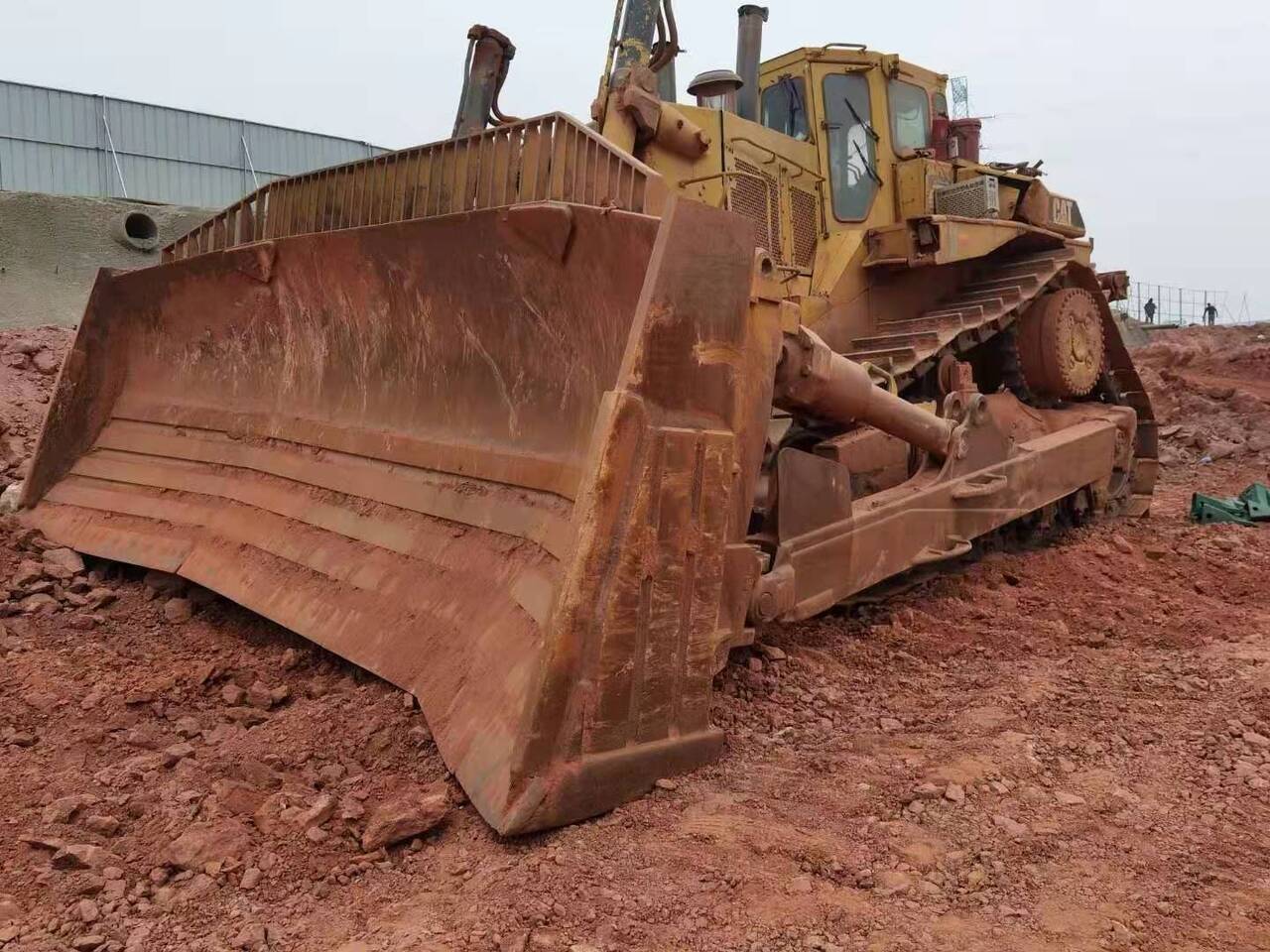 CATERPILLAR D11 - Buldozer: obrázek 1 CATERPILLAR D11 - Buldozer: obrázek 1
