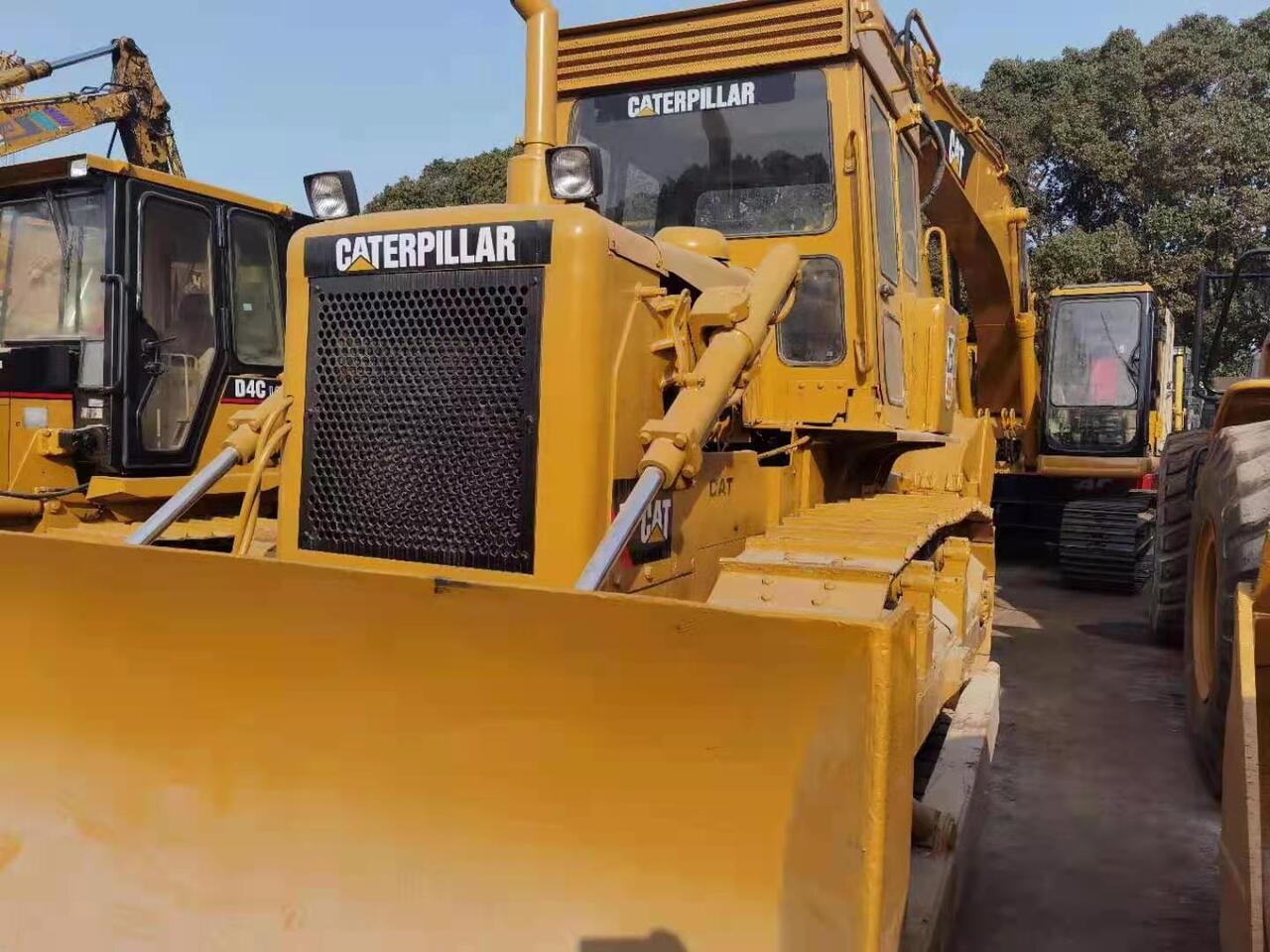 CATERPILLAR D6D - Buldozer: obrázek 3 CATERPILLAR D6D - Buldozer: obrázek 3