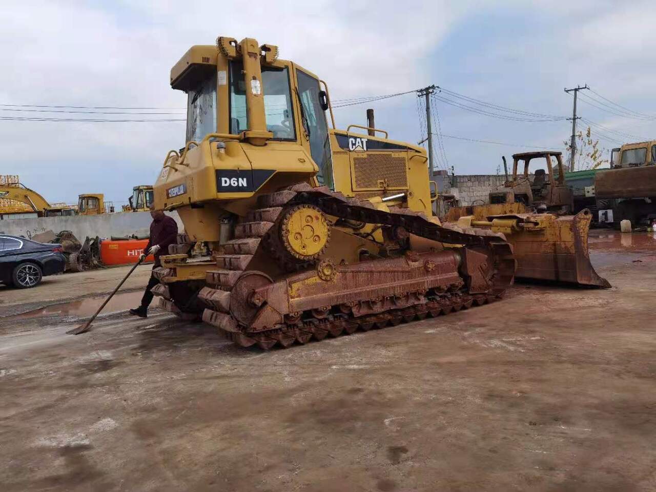 CATERPILLAR D6N - Buldozer: obrázek 4 CATERPILLAR D6N - Buldozer: obrázek 4