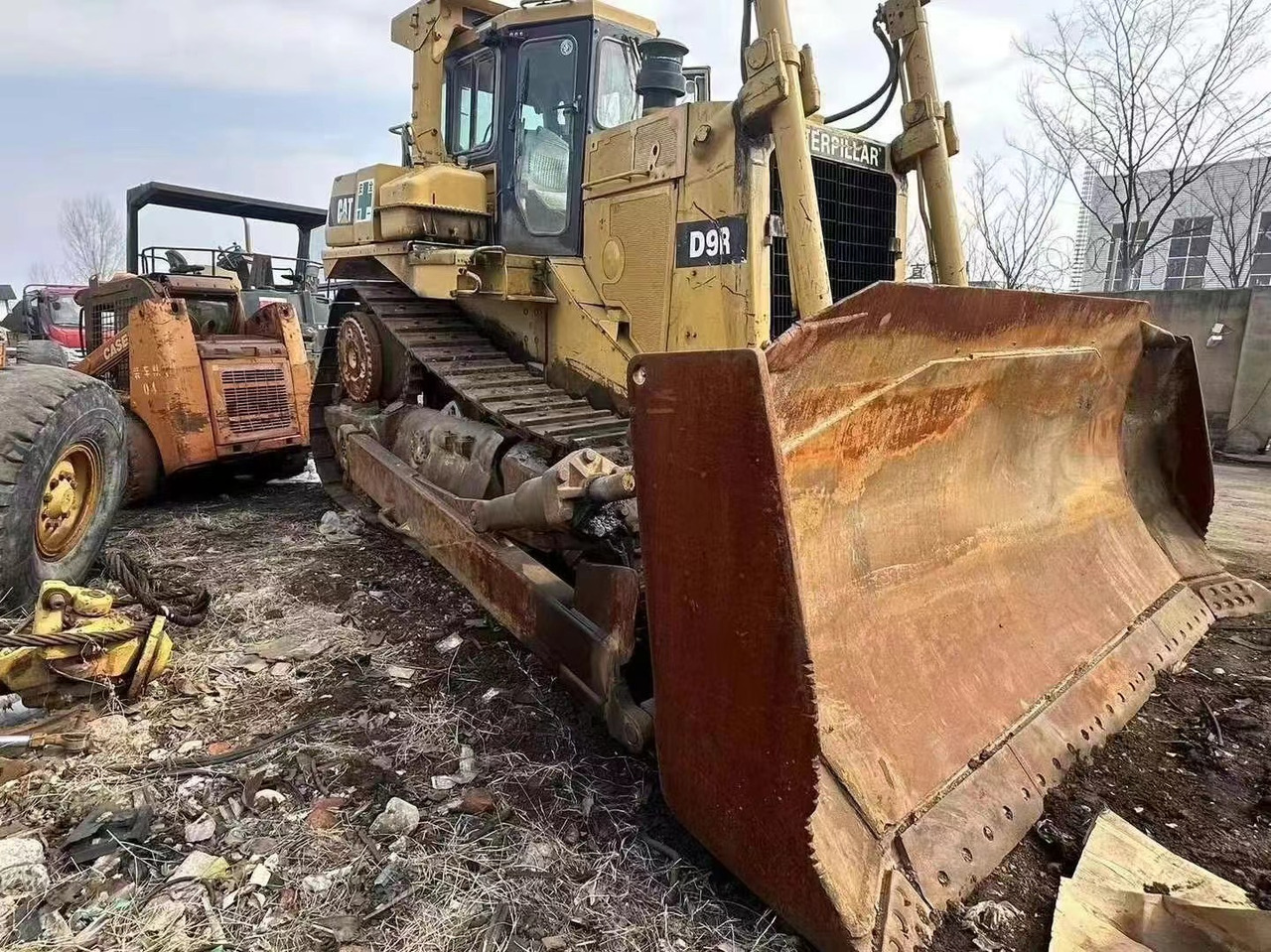 CATERPILLAR D9R - Buldozer: obrázek 1 CATERPILLAR D9R - Buldozer: obrázek 1