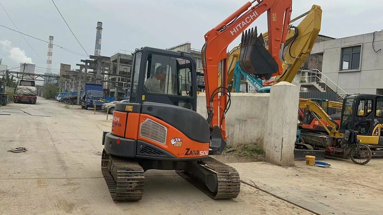 HITACHI ZX50U-2 - Mini rýpadlo: obrázek 1 HITACHI ZX50U-2 - Mini rýpadlo: obrázek 1