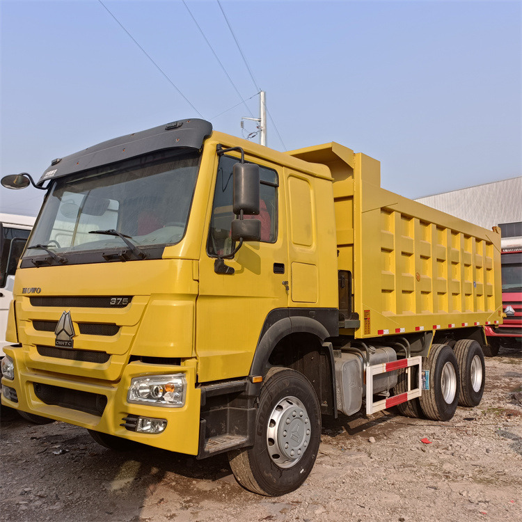 HOWO 6x4-375hp-Yellow - Sklápěč: obrázek 3 HOWO 6x4-375hp-Yellow - Sklápěč: obrázek 3