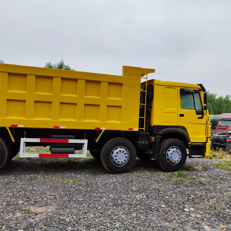 HOWO 8x4 371-Tipper - Sklápěč: obrázek 4 HOWO 8x4 371-Tipper - Sklápěč: obrázek 4