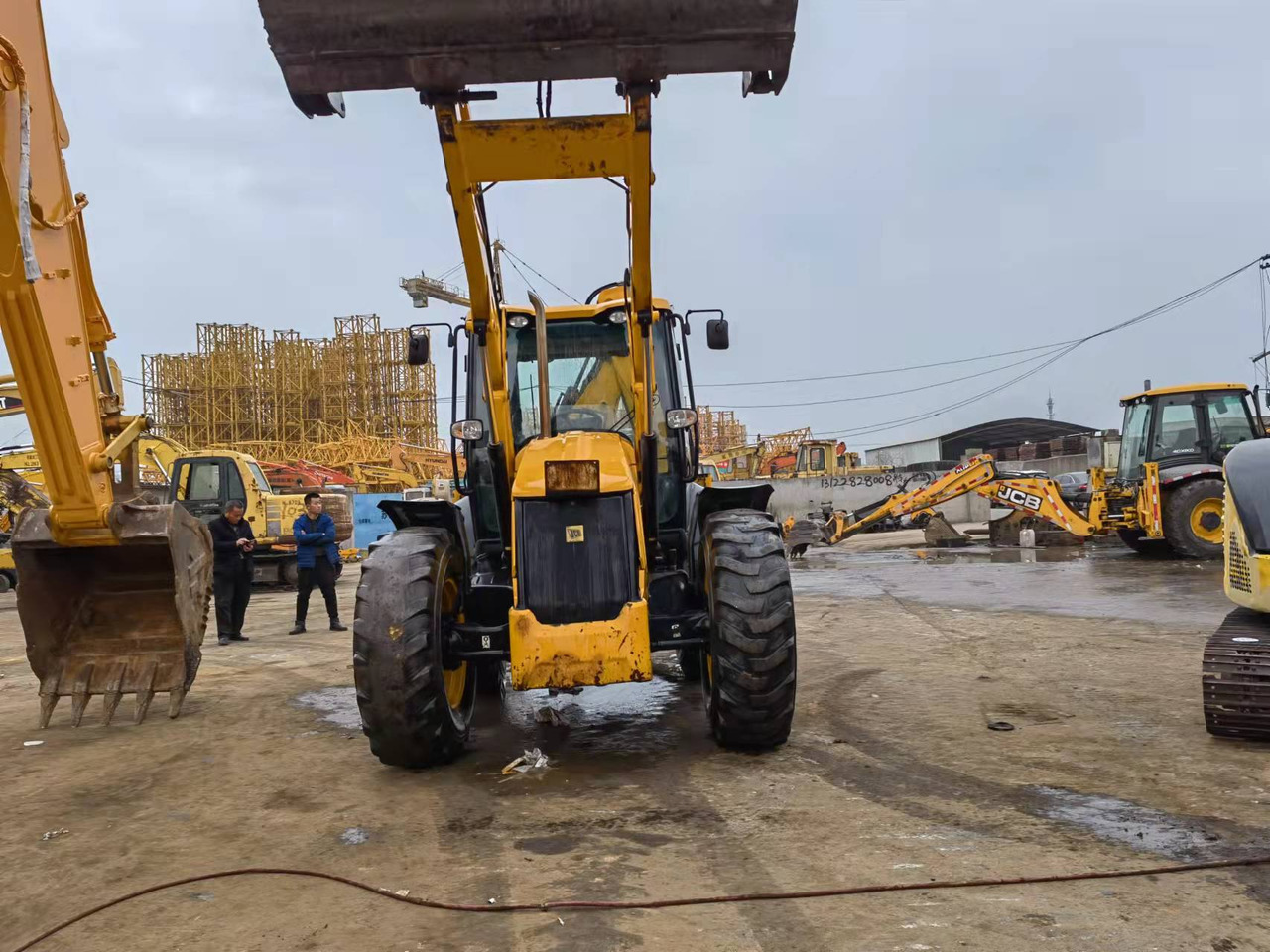 JCB 4CX ECO - Rýpadlo-nakladač: obrázek 4 JCB 4CX ECO - Rýpadlo-nakladač: obrázek 4