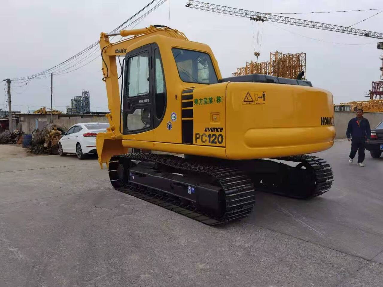 KOMATSU PC120-6 - Pásové rýpadlo: obrázek 3 KOMATSU PC120-6 - Pásové rýpadlo: obrázek 3