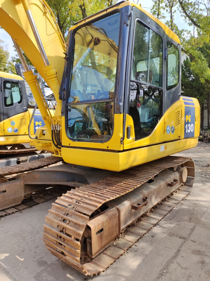 KOMATSU PC130-7 - Pásové rýpadlo: obrázek 3 KOMATSU PC130-7 - Pásové rýpadlo: obrázek 3