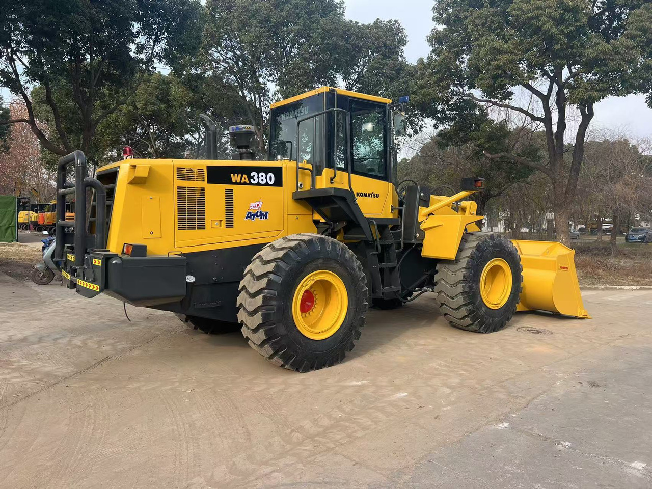 KOMATSU WA380-6 - Kolový nakladač: obrázek 1 KOMATSU WA380-6 - Kolový nakladač: obrázek 1