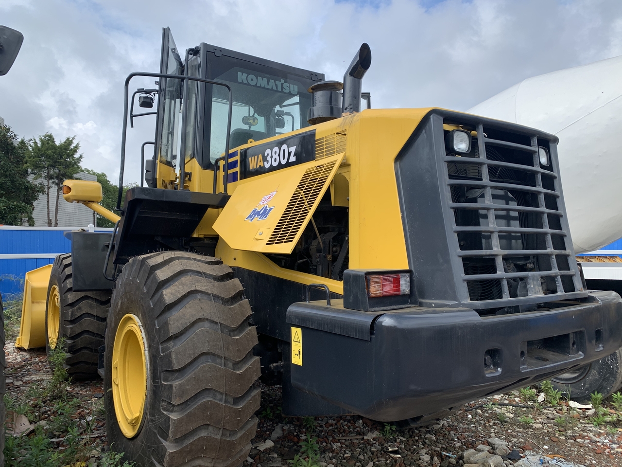 KOMATSU WA380Z - Kolový nakladač: obrázek 3 KOMATSU WA380Z - Kolový nakladač: obrázek 3