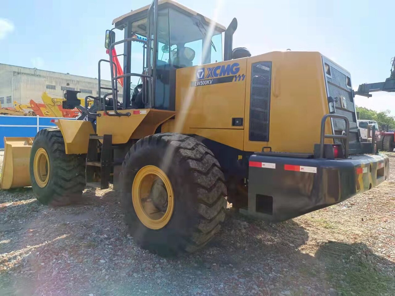 XCMG LW500KV - Kolový nakladač: obrázek 4 XCMG LW500KV - Kolový nakladač: obrázek 4