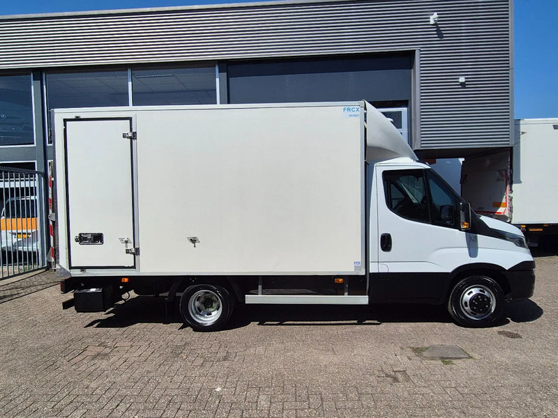 Iveco Daily 35C13 Koelkoffer Carrier Pulsor 400 -20C / +20C LBW Euro 6 - Chladící dodávka: obrázek 3 Iveco Daily 35C13 Koelkoffer Carrier Pulsor 400 -20C / +20C LBW Euro 6 - Chladící dodávka: obrázek 3