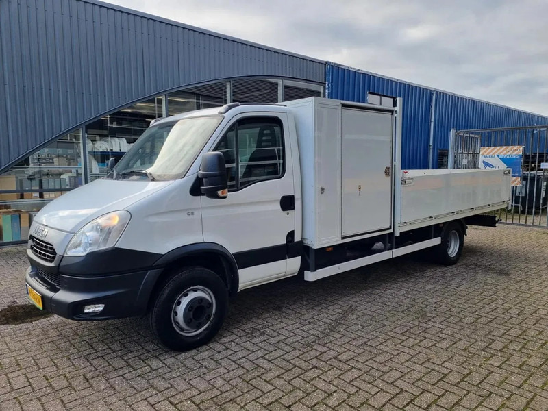 Iveco Daily 70C21 3.0D/ 204PS/ Radstand 475 cm/ Openlaadbak 4m - Dodávka valník: obrázek 4 Iveco Daily 70C21 3.0D/ 204PS/ Radstand 475 cm/ Openlaadbak 4m - Dodávka valník: obrázek 4