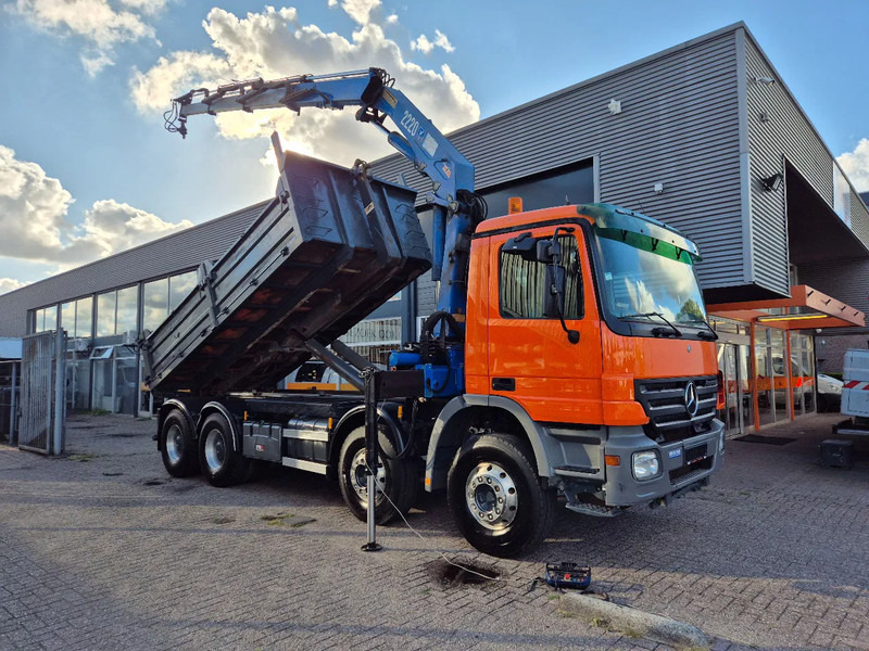 Mercedes-Benz Actros 3241 8X4 Containersysteem/ 20T HMF crane/ Manual - Hákový nosič kontejnerů, Auto s hydraulickou rukou: obrázek 1 Mercedes-Benz Actros 3241 8X4 Containersysteem/ 20T HMF crane/ Manual - Hákový nosič kontejnerů, Auto s hydraulickou rukou: obrázek 1