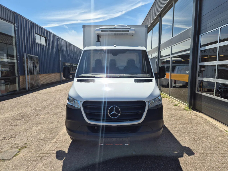 Mercedes-Benz Sprinter 315 CDI/ Kuhlkoffer/ TK V300 MAX/ LBW/ Stby230 - Chladící dodávka: obrázek 4 Mercedes-Benz Sprinter 315 CDI/ Kuhlkoffer/ TK V300 MAX/ LBW/ Stby230 - Chladící dodávka: obrázek 4