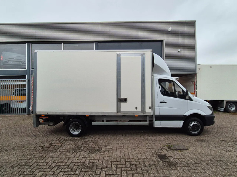 Mercedes-Benz Sprinter 513 CDI/ Bakwagen/ 20 KUB/ Laadklep - Dodávka skřín: obrázek 2 Mercedes-Benz Sprinter 513 CDI/ Bakwagen/ 20 KUB/ Laadklep - Dodávka skřín: obrázek 2