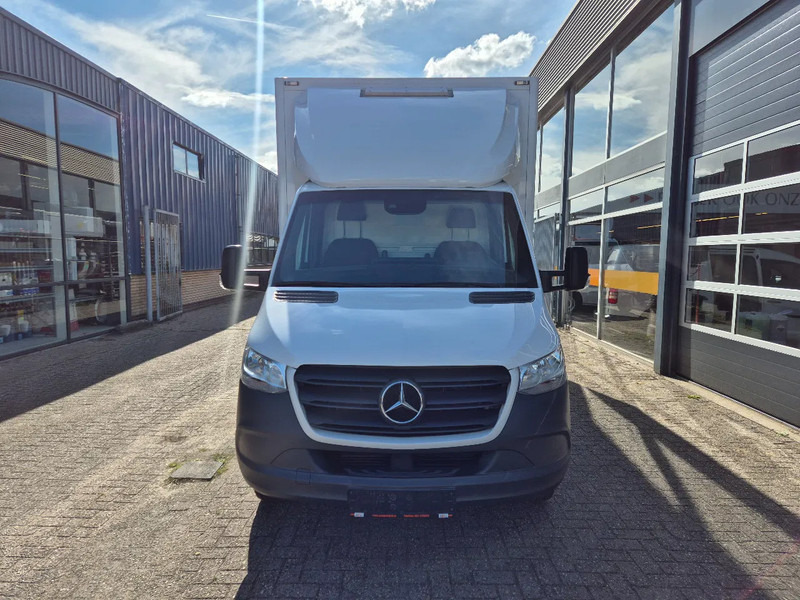 Mercedes-Benz Sprinter 516 CDI BE Clixtar/ Webasto/ 27 KUB/ Nutzlast 3.3T/ 073688 - Dodávka skřín: obrázek 4 Mercedes-Benz Sprinter 516 CDI BE Clixtar/ Webasto/ 27 KUB/ Nutzlast 3.3T/ 073688 - Dodávka skřín: obrázek 4