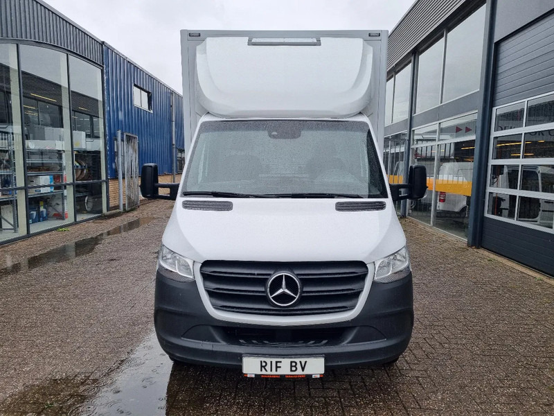 Mercedes-Benz Sprinter 516 CDI BE Clixtar/ Webasto/ 27 KUB/ Nutzlast 3.3T/ 73691 - Dodávka skřín: obrázek 3 Mercedes-Benz Sprinter 516 CDI BE Clixtar/ Webasto/ 27 KUB/ Nutzlast 3.3T/ 73691 - Dodávka skřín: obrázek 3